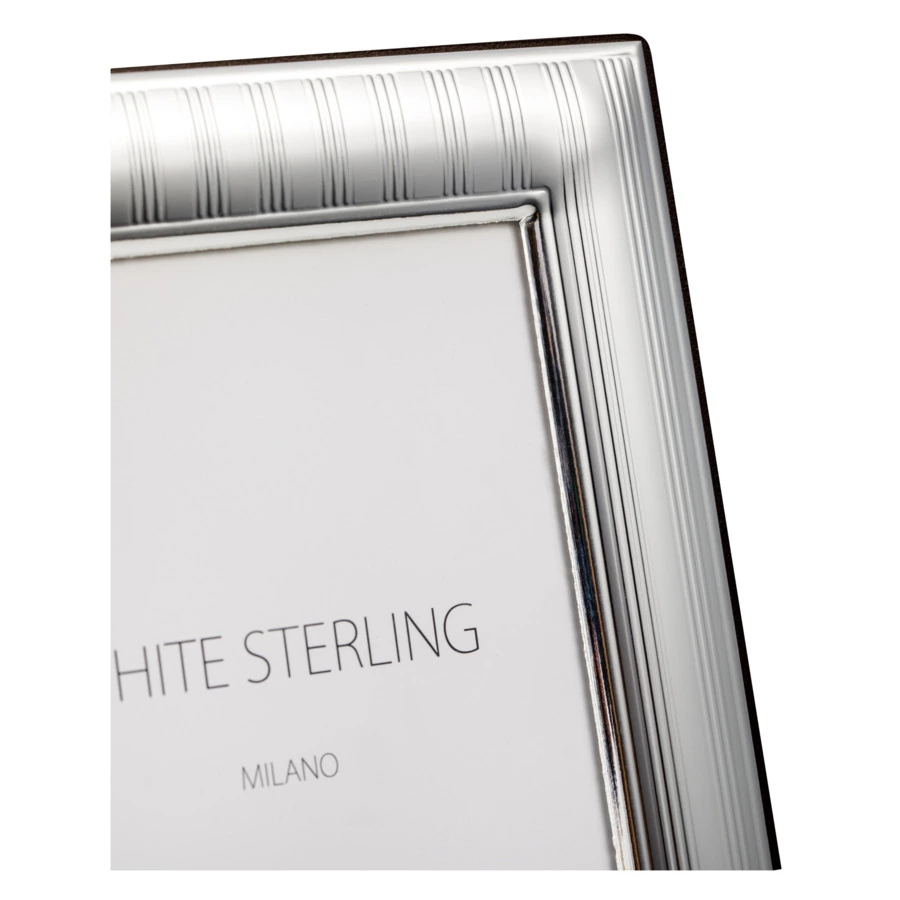 Рамка для фото Intersilver Полосы 9x13 см, алюминий с посеребрением