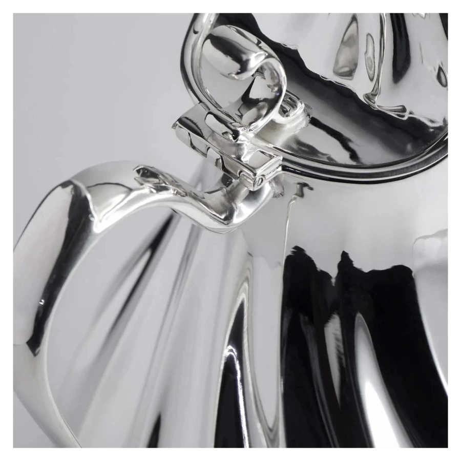 Кувшин с гладкой ручкой в футляре АргентА Classic Торче 513 г, серебро 925