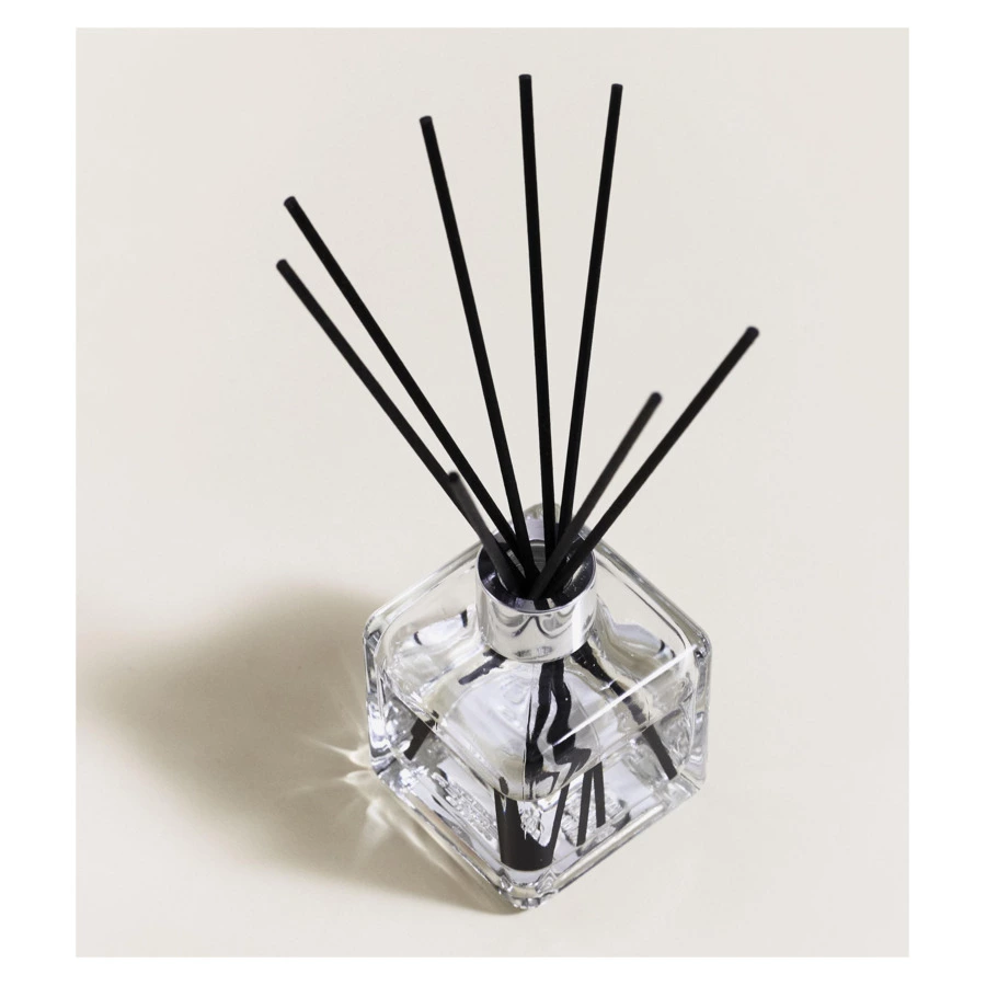 Аромадиффузор Maison Berger Гибискус и Яблоко 125 мл, 8 лавсановых палочек, п/к