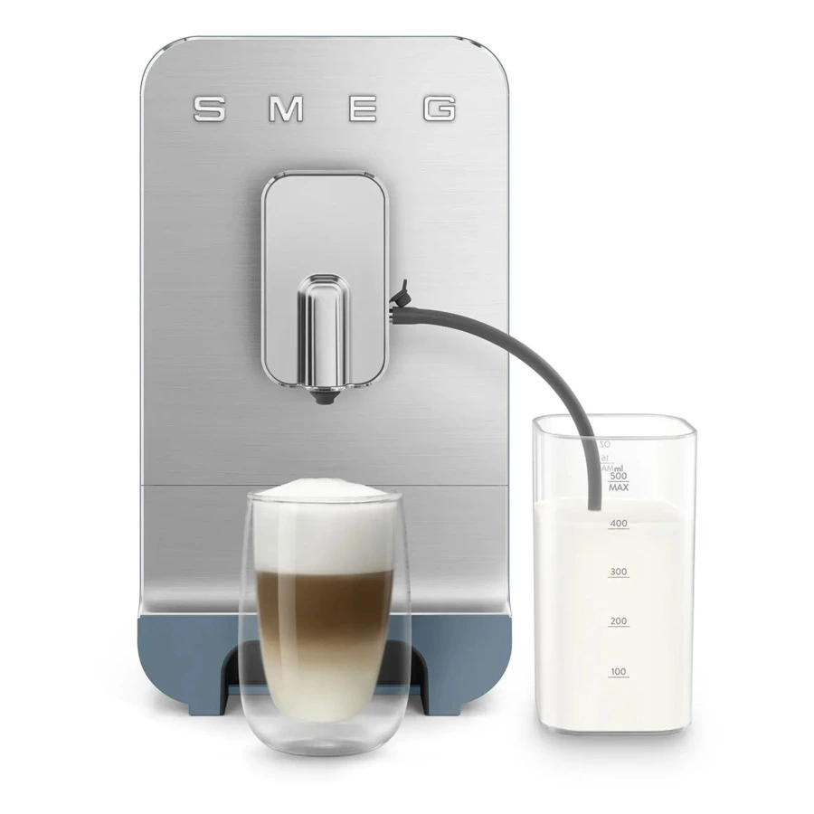 Кофемашина автоматическая SMEG BCC13SBMEU Collezione  с молочной системой, синий шторм