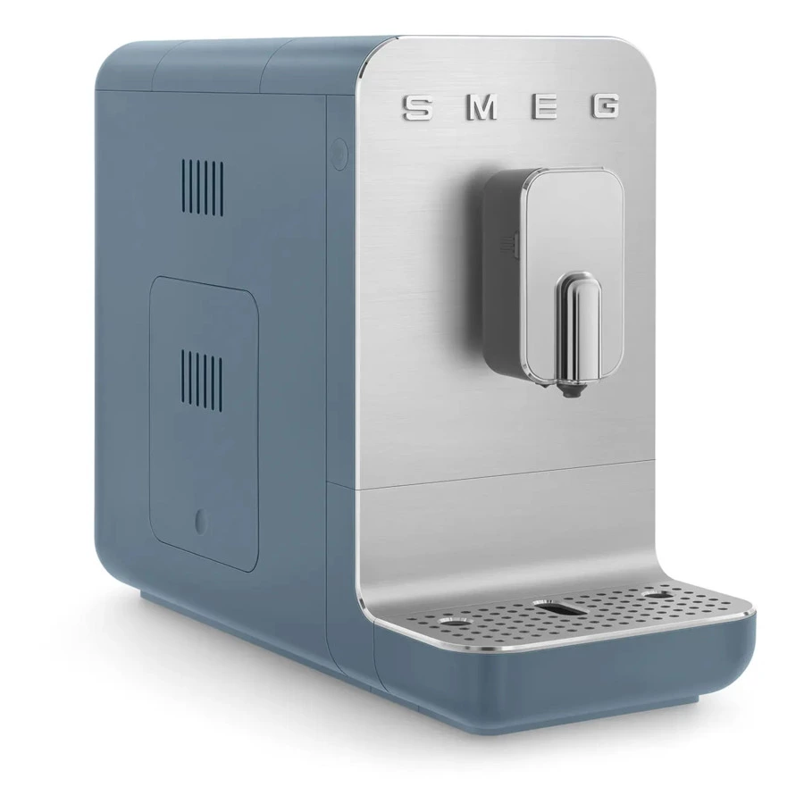Кофемашина автоматическая SMEG BCC13SBMEU Collezione  с молочной системой, синий шторм