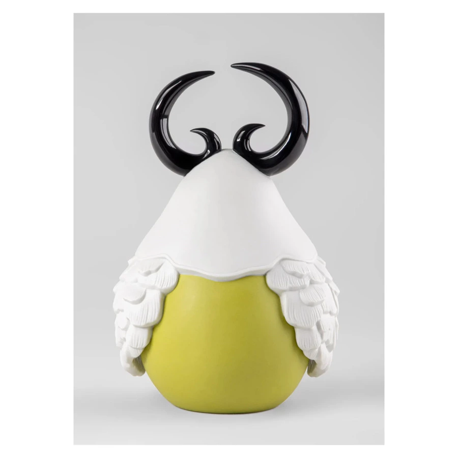 Фигурка Lladro Ёкай Тэнгу 27х17 см, фарфор