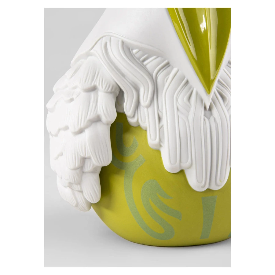 Фигурка Lladro Ёкай Тэнгу 27х17 см, фарфор