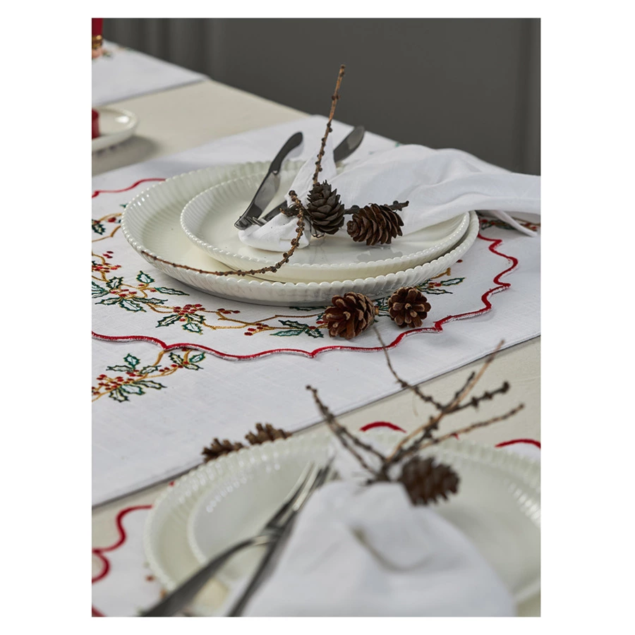 Дорожка на стол Tkano New Year Essential Festive wreath, 45х150 см, 100% хлопок