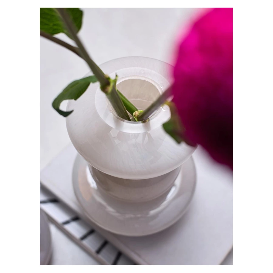 Ваза для цветов Bergenson Bjorn Riverstone, 25 см, стекло, жемчужно-серая