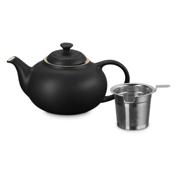 Чайник объем Le Creuset Matte Black 1,3 л, с ситечком из стали, каменная керамика