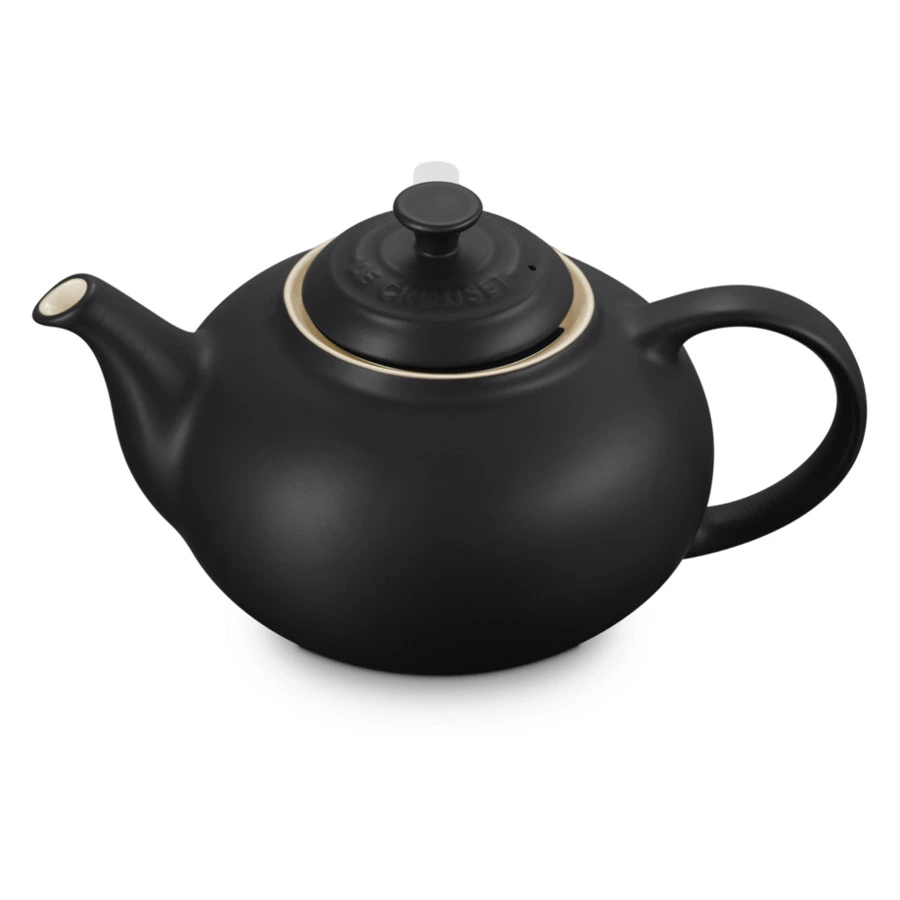 Чайник объем Le Creuset Matte Black 1,3 л, с ситечком из стали, каменная керамика
