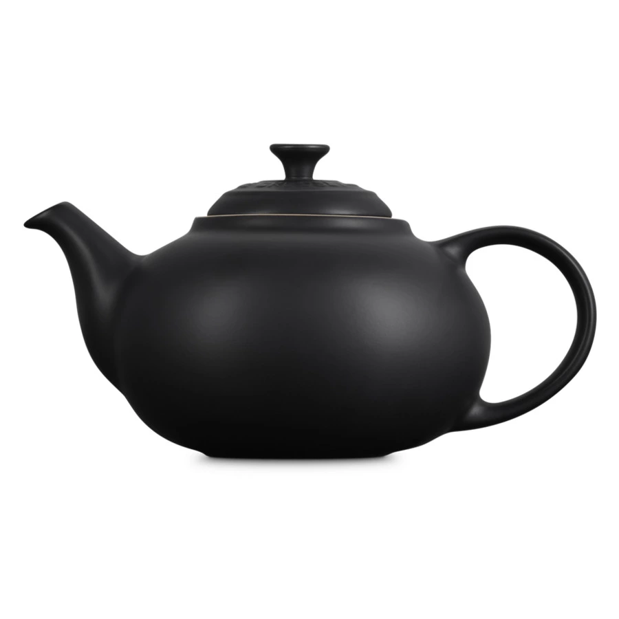 Чайник объем Le Creuset Matte Black 1,3 л, с ситечком из стали, каменная керамика