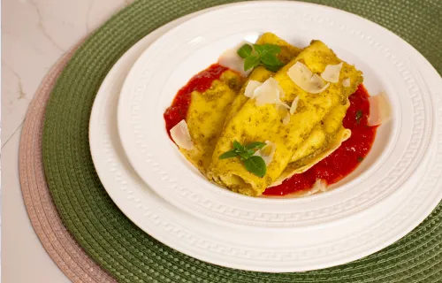 Гигантский равиоли с песто с рикоттой 